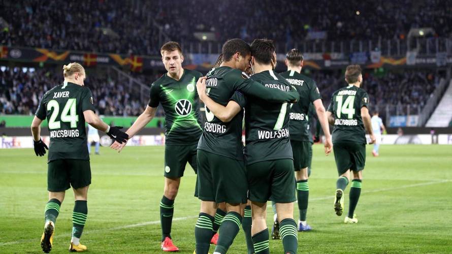 德甲保级生死战！汉堡主场硬撼沃夫斯堡，谁能逃离降级泥潭？